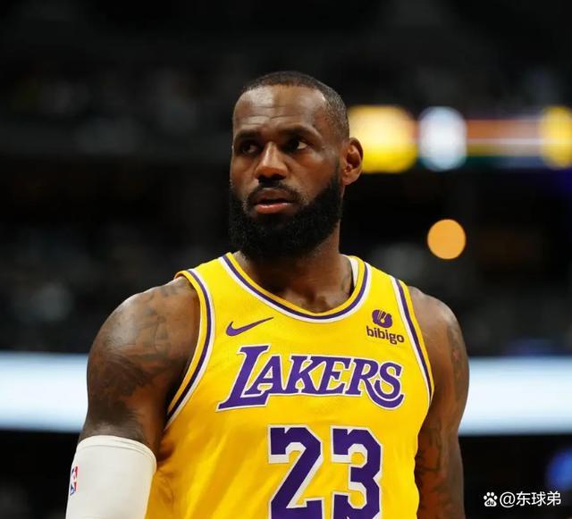 美媒重排历史前十球星：库里进前十科比升第五詹姆斯第二！NBA新赛季预热榜引热议