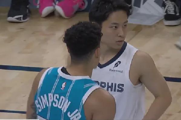 熊猫体育资讯：0分全是0分！真混不过崔永熙啊！唯一能打NBA的亚洲球员……(图8)