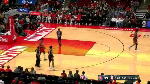 体育早餐1023皇马5-2逆转多特 NBA新赛季正式揭幕