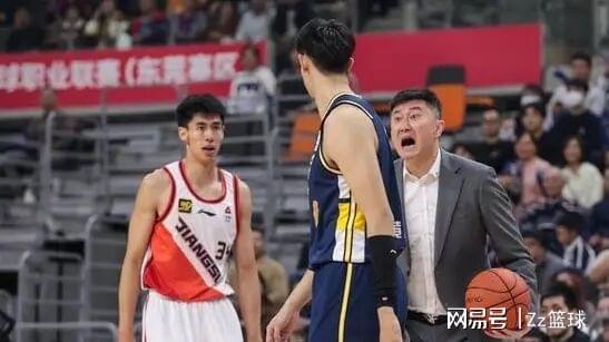 熊猫体育资讯：NBA最差外援消极摆烂惨遭被裁！广东球迷天亮了(图4)