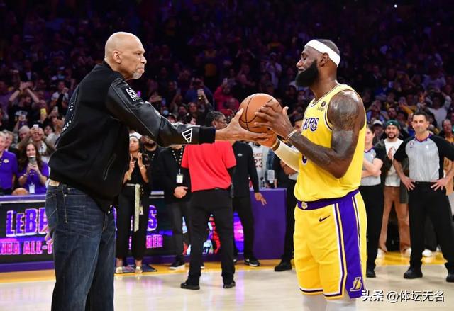 熊猫体育资讯：50000分+10胜！詹姆斯你太狠了NBA79年最伟大的纪录要诞生了(图4)